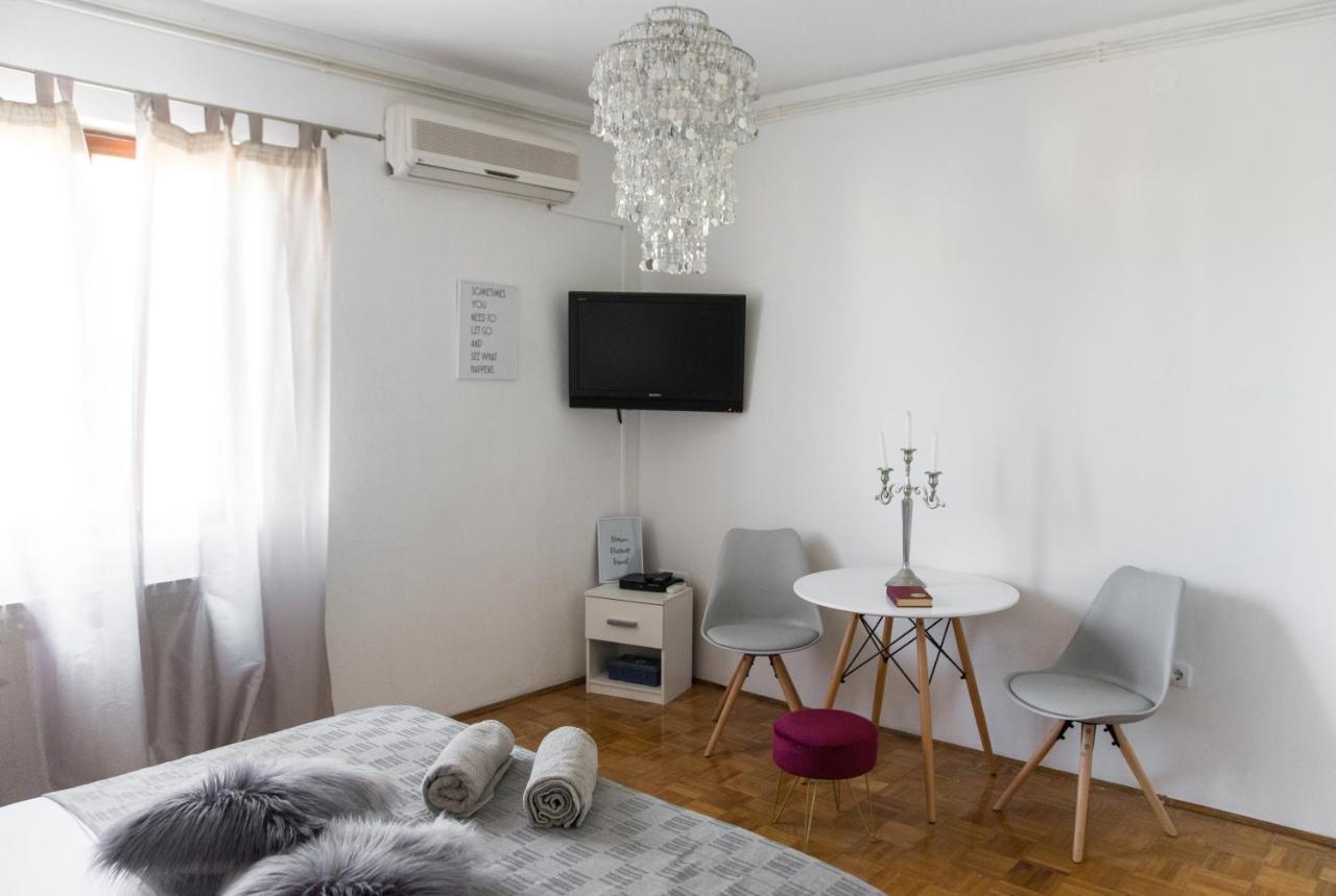 Casa Tosic Διαμέρισμα Ρόβινι Εξωτερικό φωτογραφία